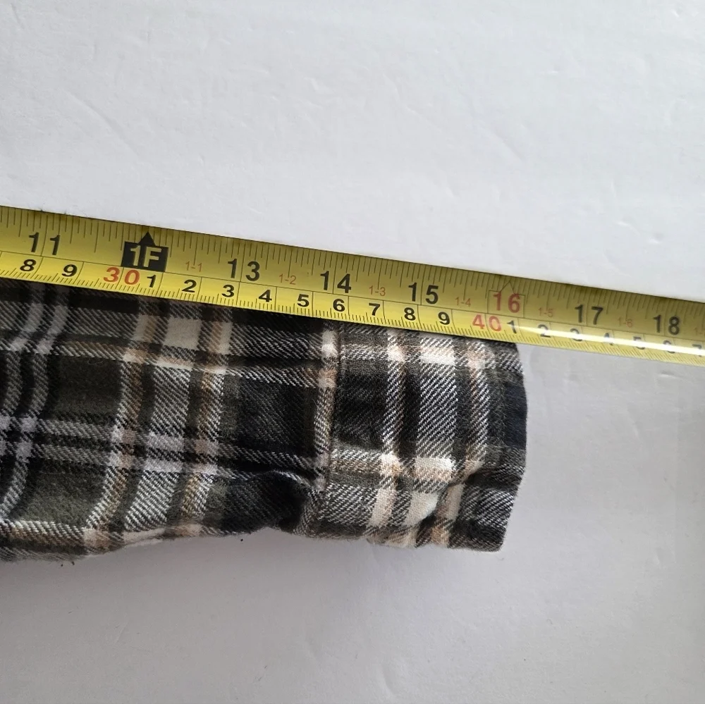 OshKosh B'gosh Boys Flanell Plaid Shirt Sz.8